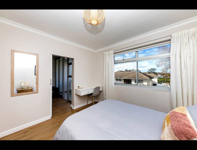 1 BEDROOM APARTMENT BLOCK TO LET IN RONDEBOSCH